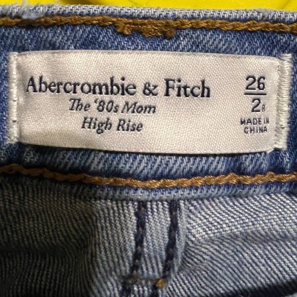 Abercrombie & Fitch Light Blue Distressed Boyfriend Jeans SIze 26 - Picture 11 of 12